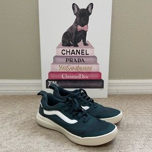 Vans Ultra Range Women’s Size 9.5